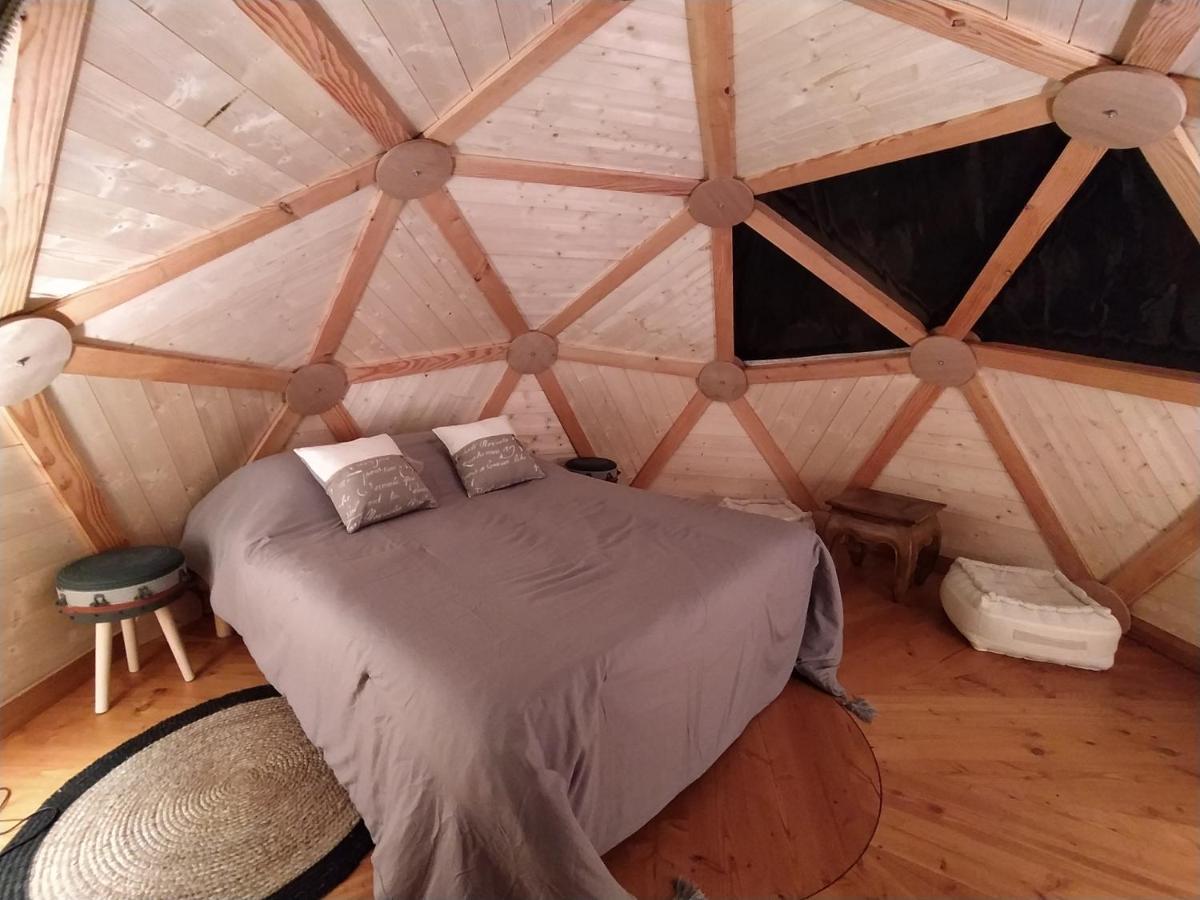 La Maison De Tari Vitrac  Luaran gambar