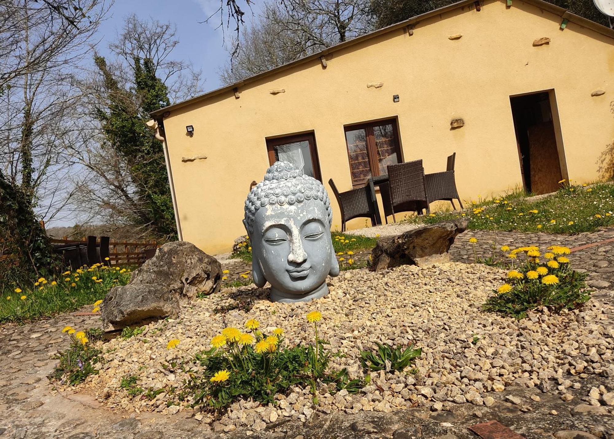 La Maison De Tari Vitrac  Luaran gambar